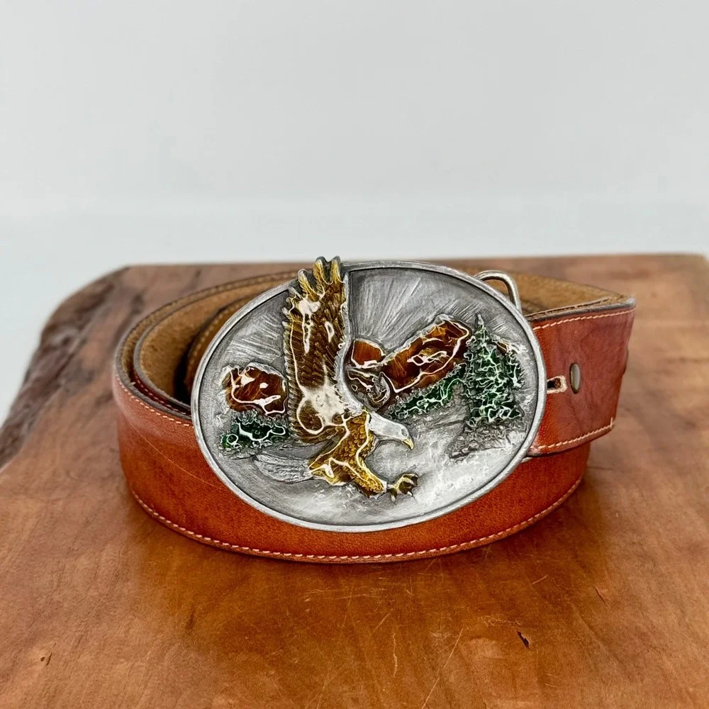 Vintage 1982 Siskiyou Eagle Belt Buckle Leegin Brown Leather Belt Mens 36 USA